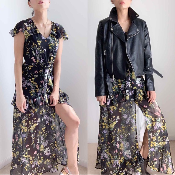 FEMININE FLORAL RUFFLES MAXI DRESS - Picture 2 of 8